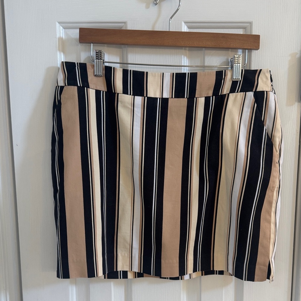 Loudmouth Ladies Tan, Cream, Black & White Striped Skort